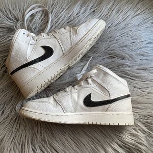 Nike min air Jordan’s